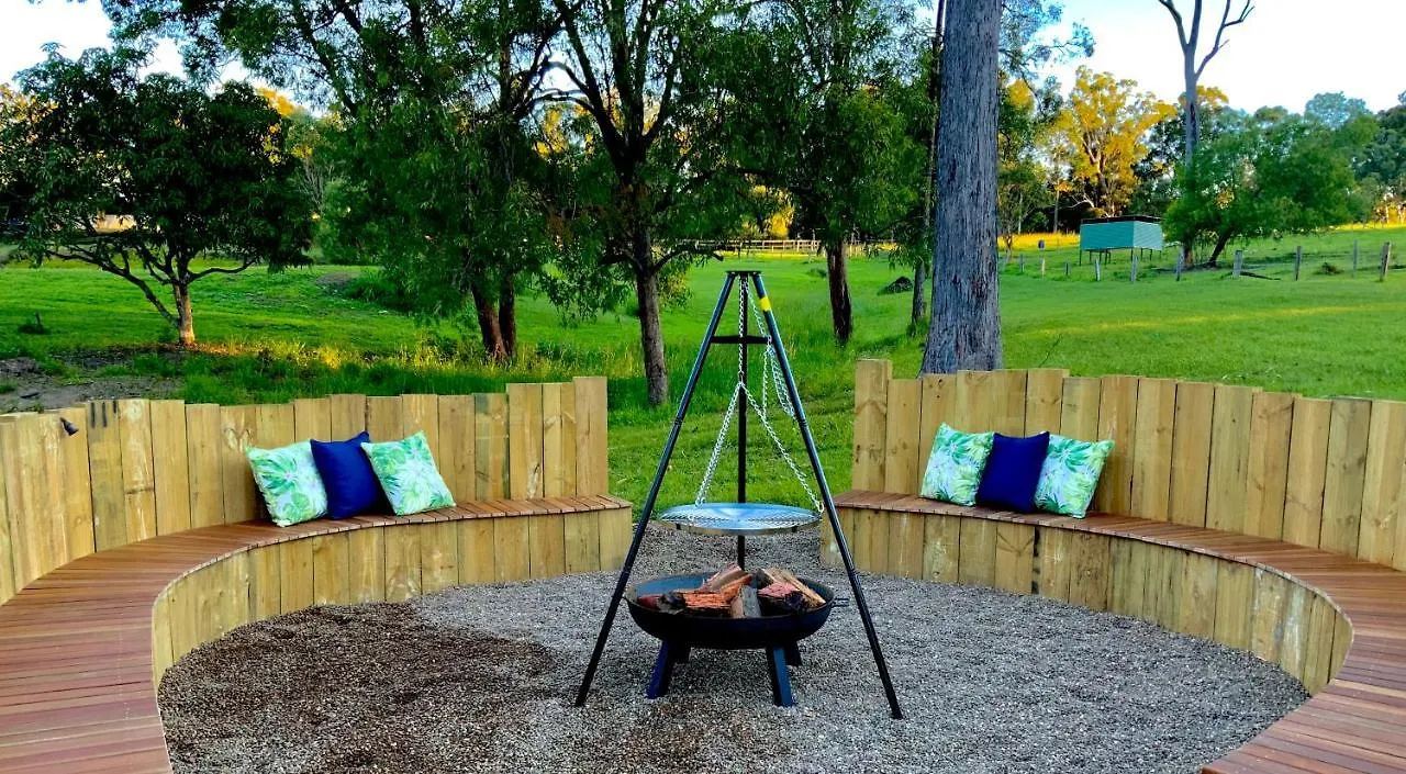 Sunshine Coast Farm Stay Glass House Mountains 0*,