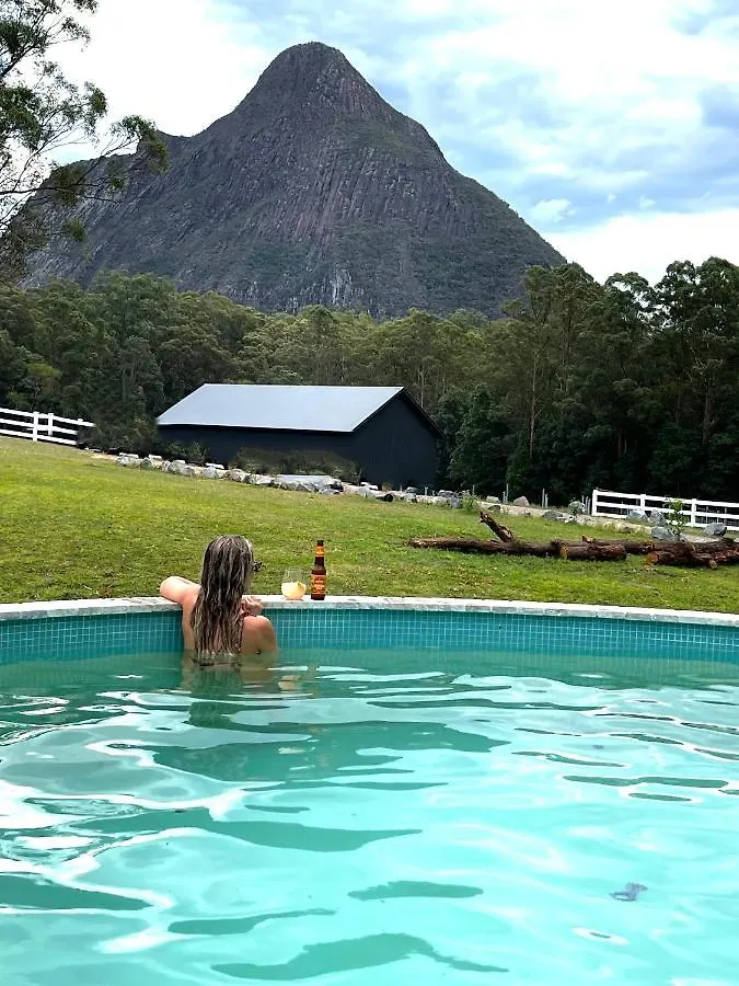 Sunshine Coast Farm Stay Glass House Mountains 0*,